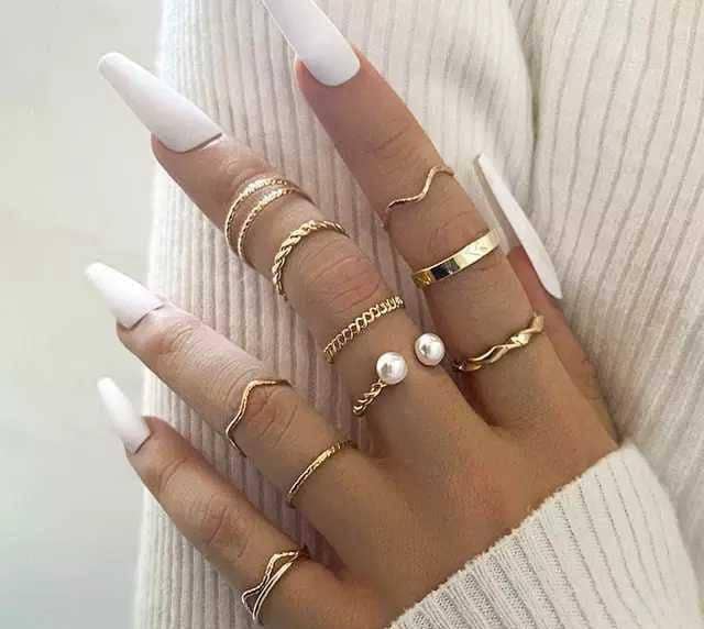 TrendyGold Rings Set